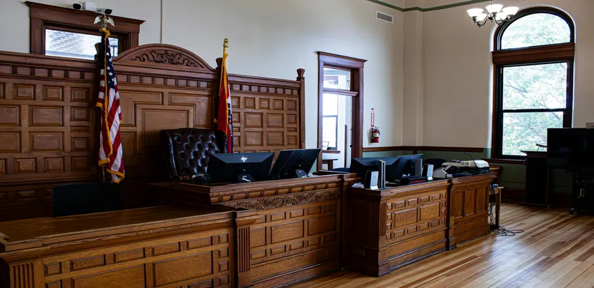 law firm funding that helps finance attorneys and legal businesses